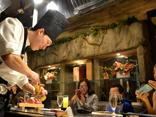 パフォーマンスの様子